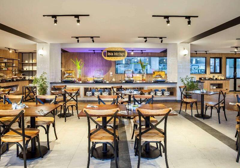 هتل Ibis Pontianak City Center