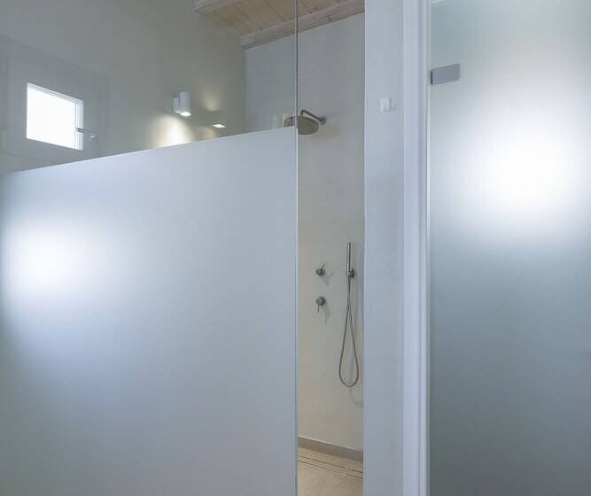 هتل Legacy Suites