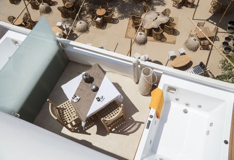 هتل Legacy Suites