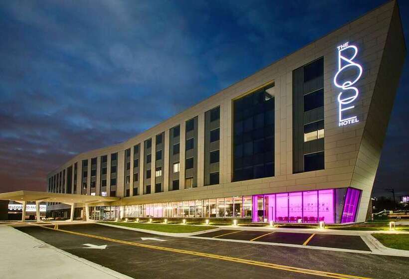 هتل The Rose Chicago, Tapestry Collection By Hilton