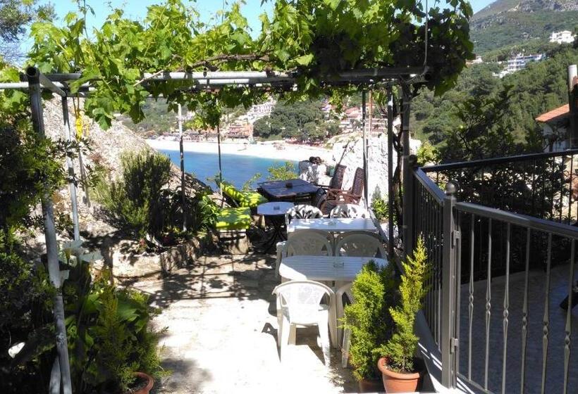 Paraskevi's Luxury Studios