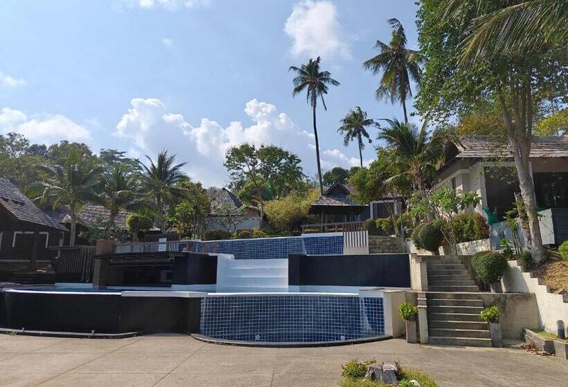 هتل Bhundhari Resort & Villas Samui