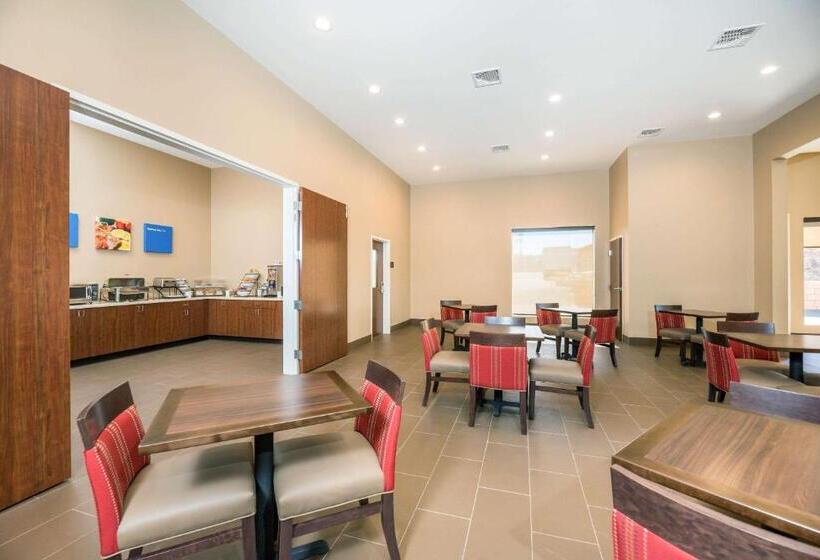 בית מלון כפרי Comfort Inn Tonopah