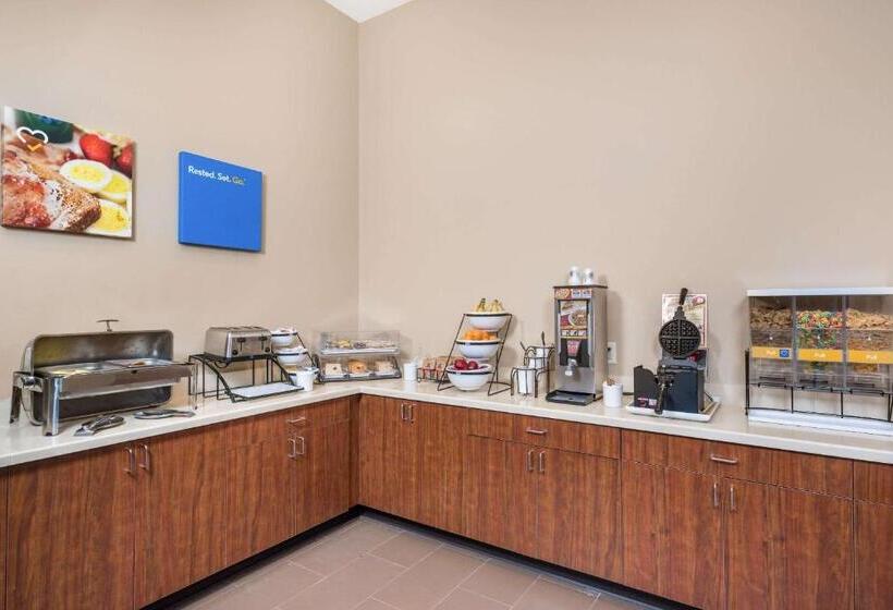 בית מלון כפרי Comfort Inn Tonopah