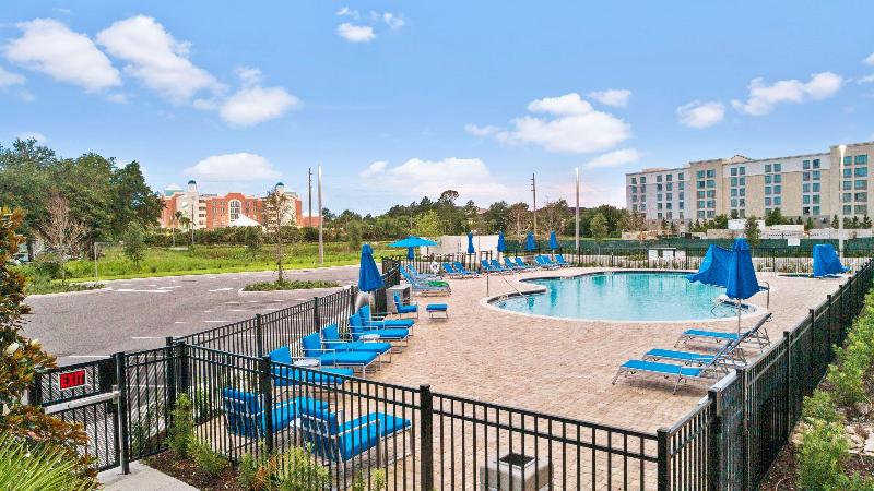 בית מלון כפרי Holiday Inn Express & Suites Orlando  Lake Buena Vista, An Ihg