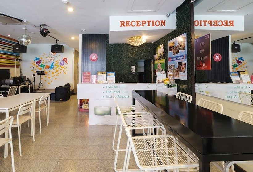 호텔 Zen Rooms Silom 12