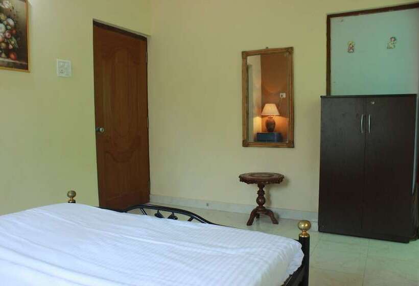 Pensjonat Oyo Home 9358 Designer 1bhk