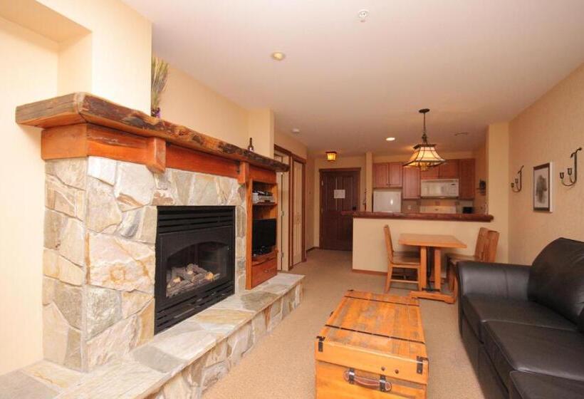 אתר נופש Snow Creek Lodge By Fernie Lodging Co