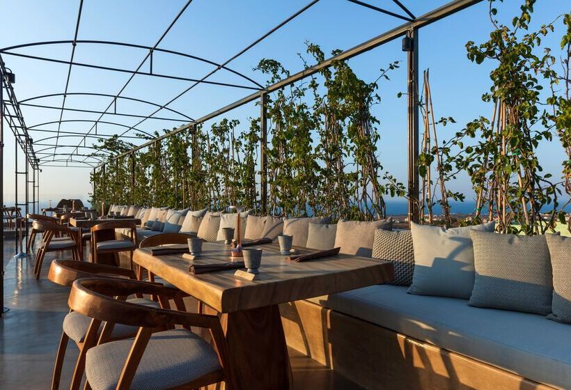 هتل Andronis Arcadia