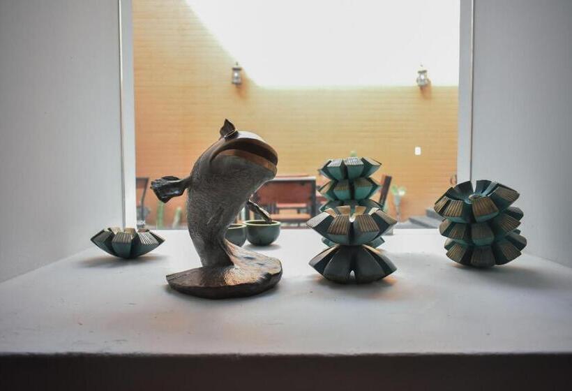 هتل Casa Santo Tomas