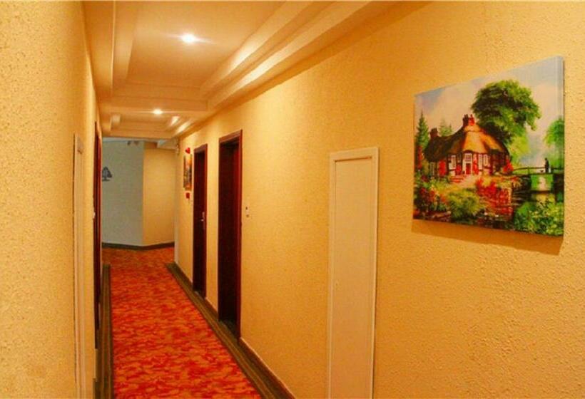 فندق Greentree Inn Jiangsu Nanjing Zhongyangmen Railway Station Express