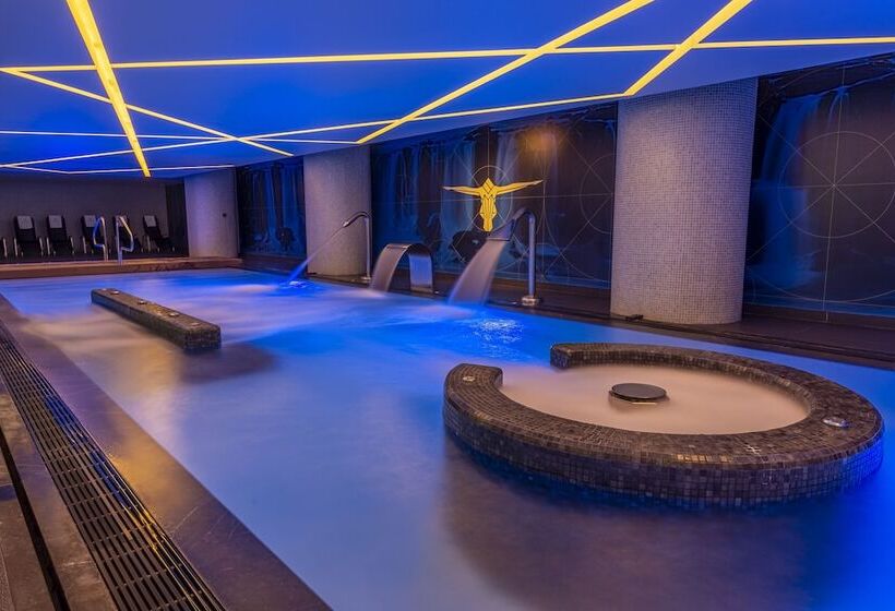 فندق Meliá Maputo Sky