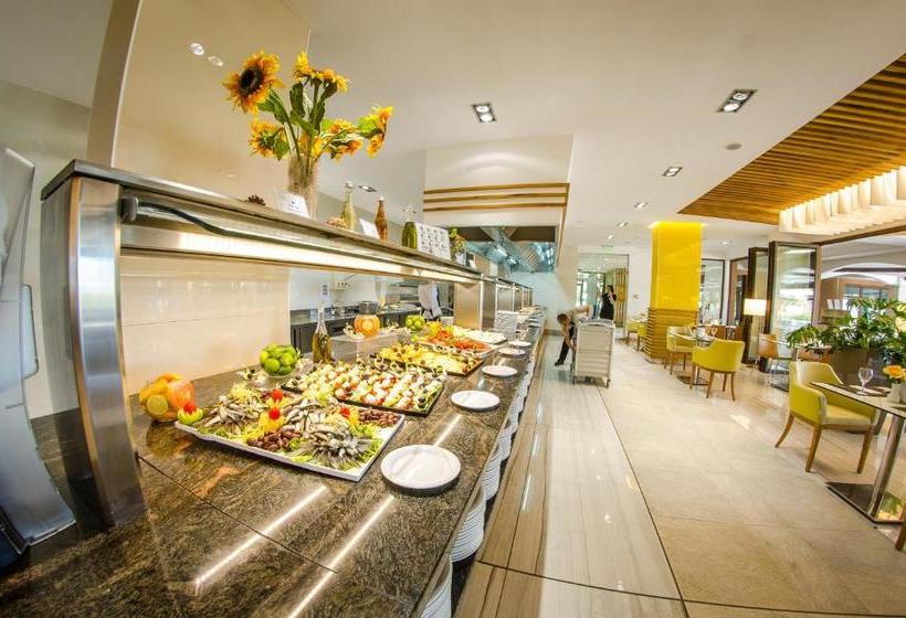 Отель Premier Fort Cuisine   Full Board