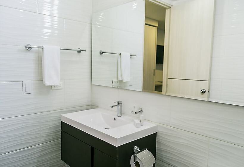 هتل Regency Boutique La Feria