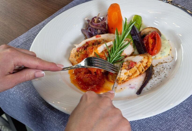 Greenwood Suites Resort