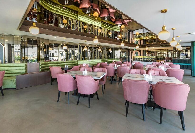 Greenwood Suites Resort