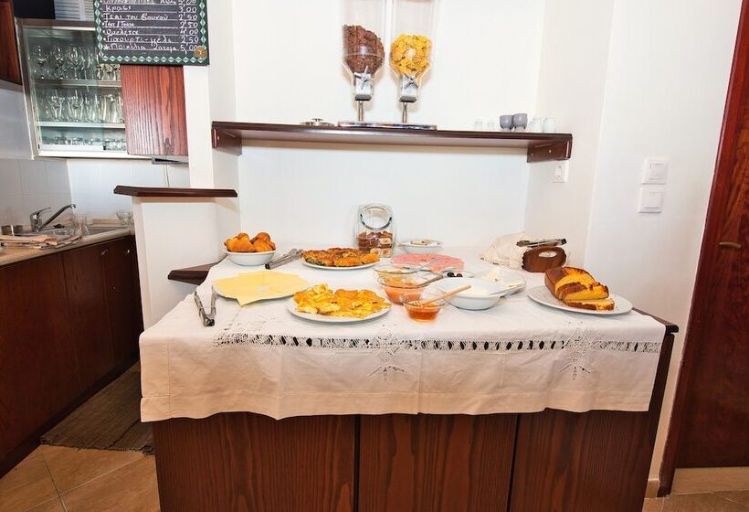 هتل Anemoessa Traditional Village