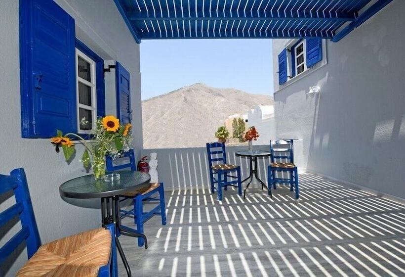 هتل Lunar Santorini