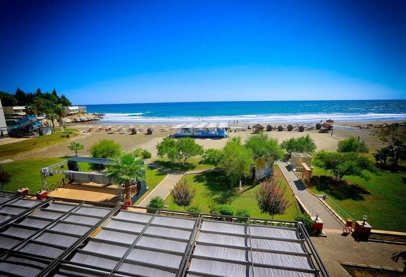 Liparis Resort Hotel & Spa