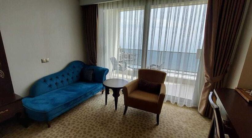 Liparis Resort Hotel & Spa