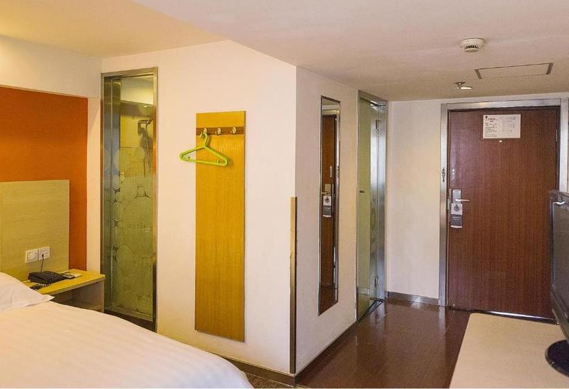 Motel Yushan Road Yuanshen Sports Center