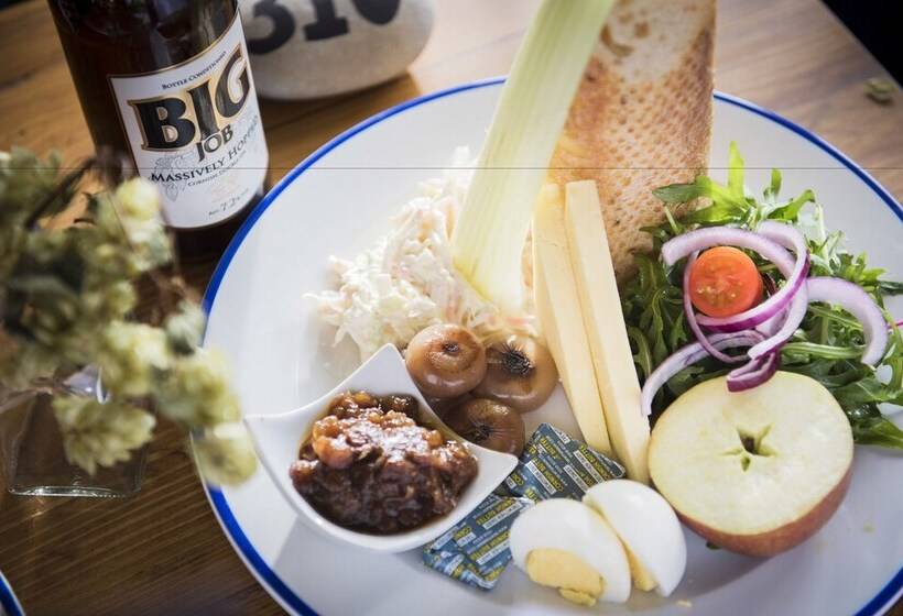 ユースホステル Hope & Anchor