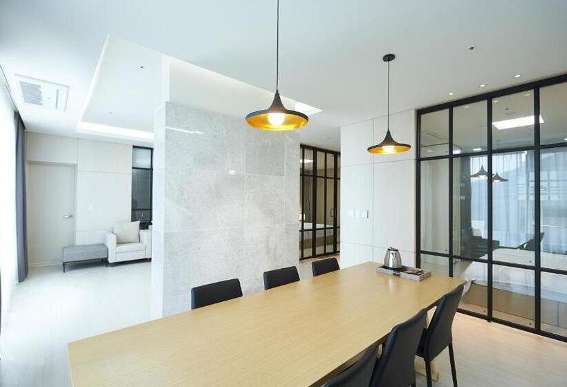 ホテル Pyeongchang The White