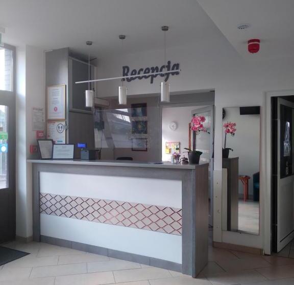 モーテル Sleep&fly