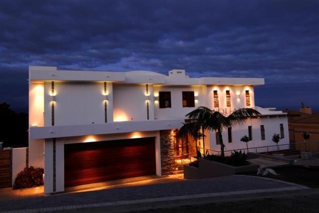 پانسیون Aquavit Guest House