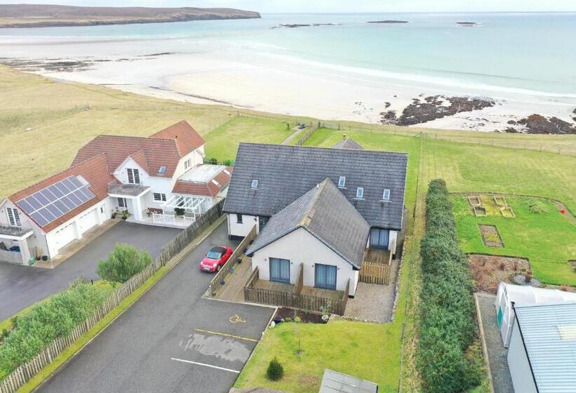 بنسيون Broad Bay House