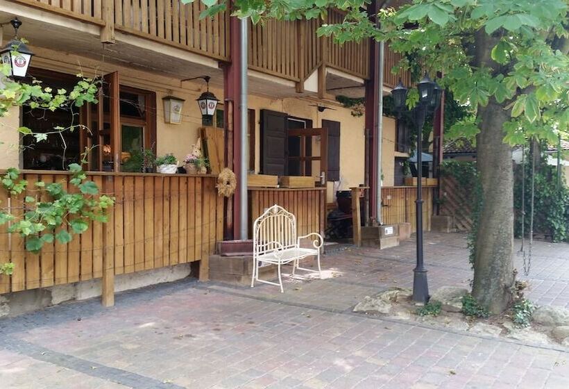 ペンション Cb Hotel Becker