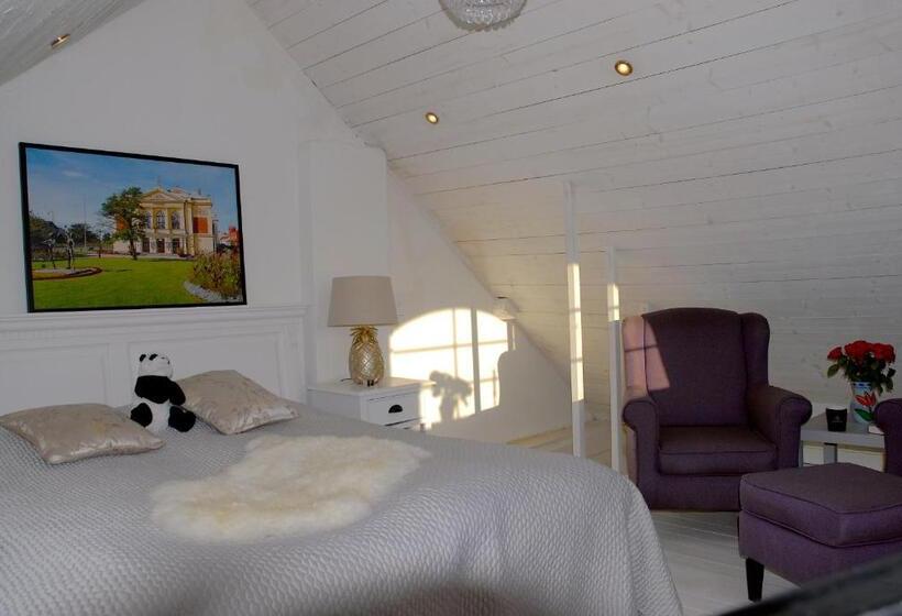 Aamiaismajoitus (B&B) Vallebergaslätt