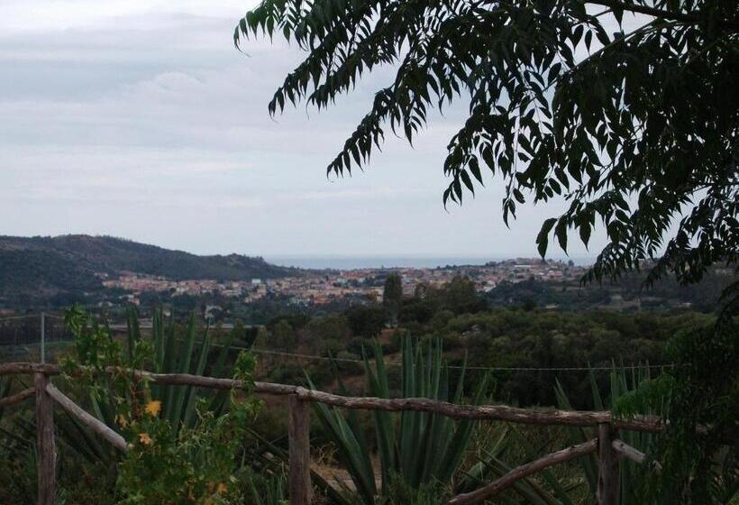 فندق Agriturismo Su Solianu