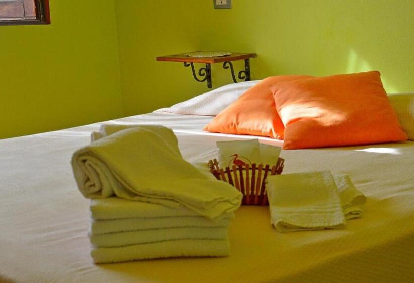 فندق Agriturismo Su Solianu