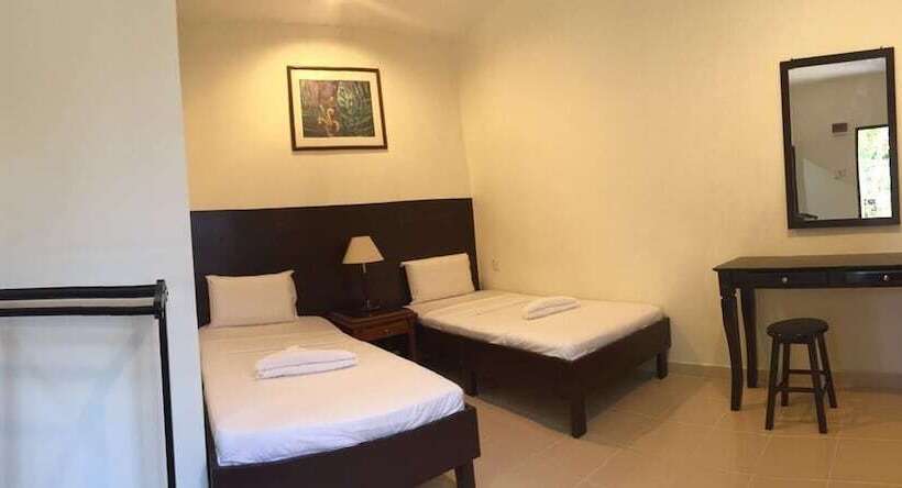 فندق Perhentian Tivoli Inn