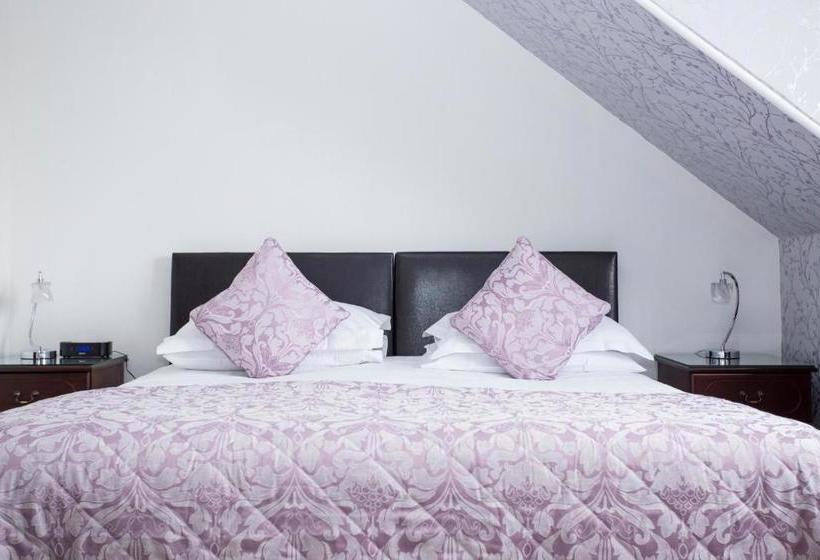 بنسيون 26 The Crescent - Guest House