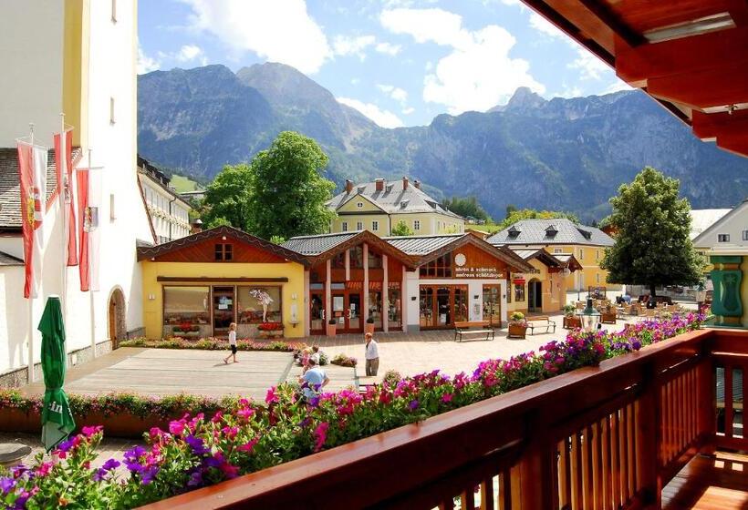 بنسيون Gasthof Weißes Rössl