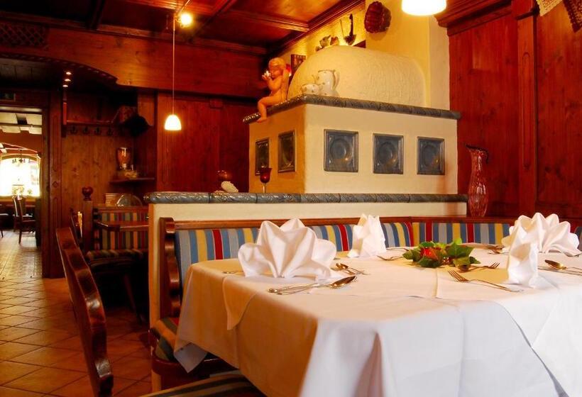 بنسيون Gasthof Weißes Rössl