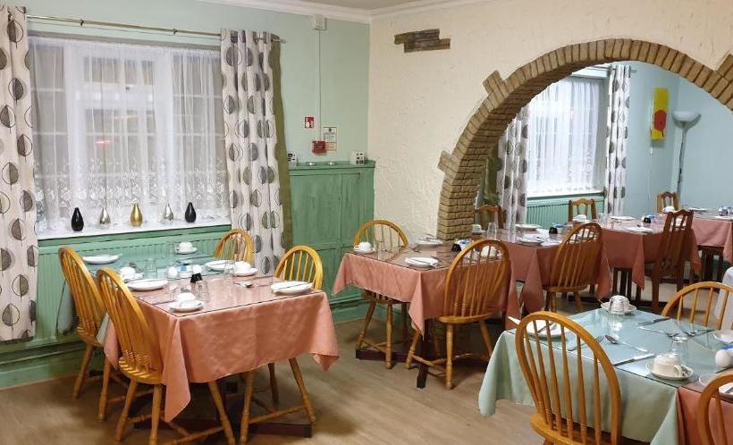 پانسیون Guesthouse At Rempstone