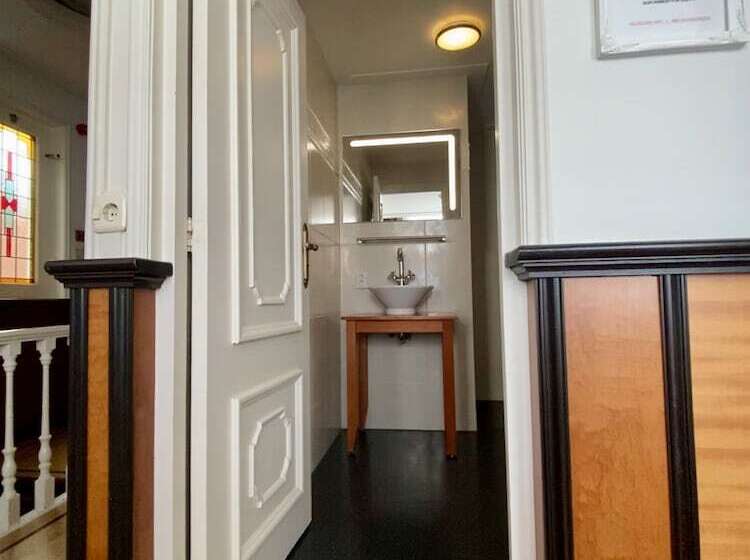 ペンション Logement Garjen