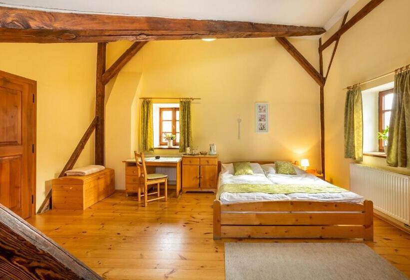 پانسیون Penzion Maštal