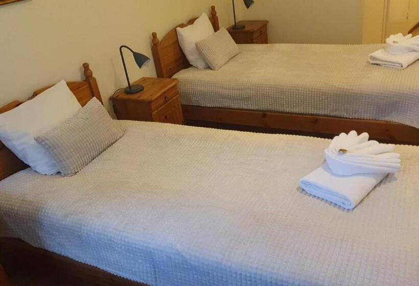 هاستل Fritza   Tidigare Hotel Fritzatorpet