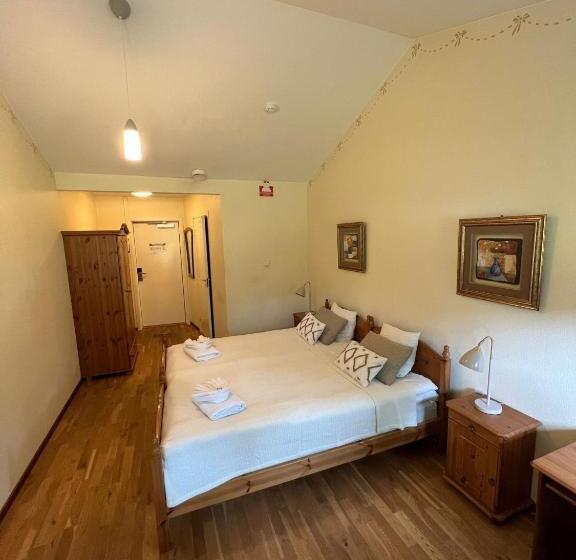 هاستل Fritza   Tidigare Hotel Fritzatorpet