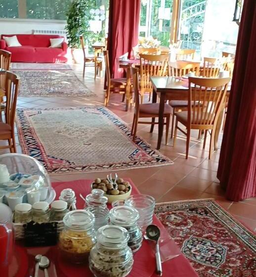 هتل Agriturismo Le Vedute