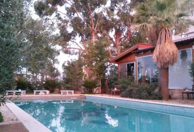 هتل Agriturismo Le Vedute