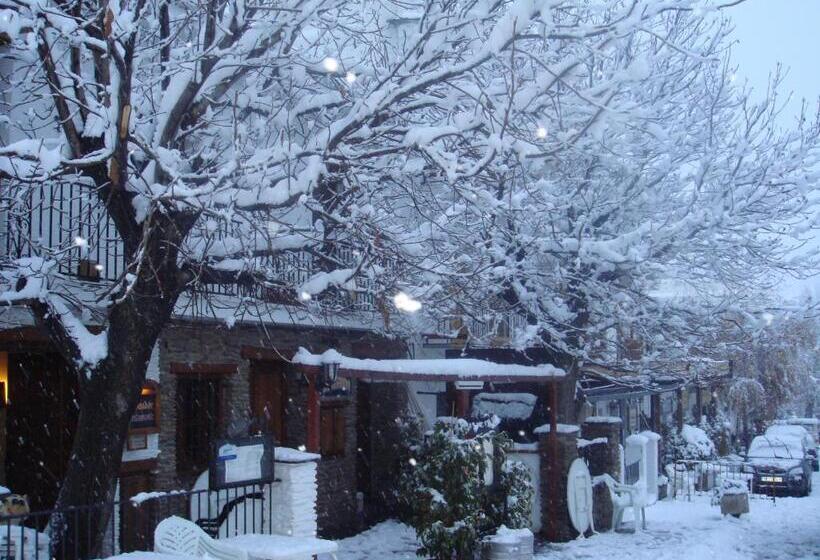 بنسيون Hostal El Cascapeñas De La Alpujarra