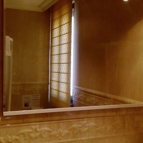 پانسیون Hostal Granada