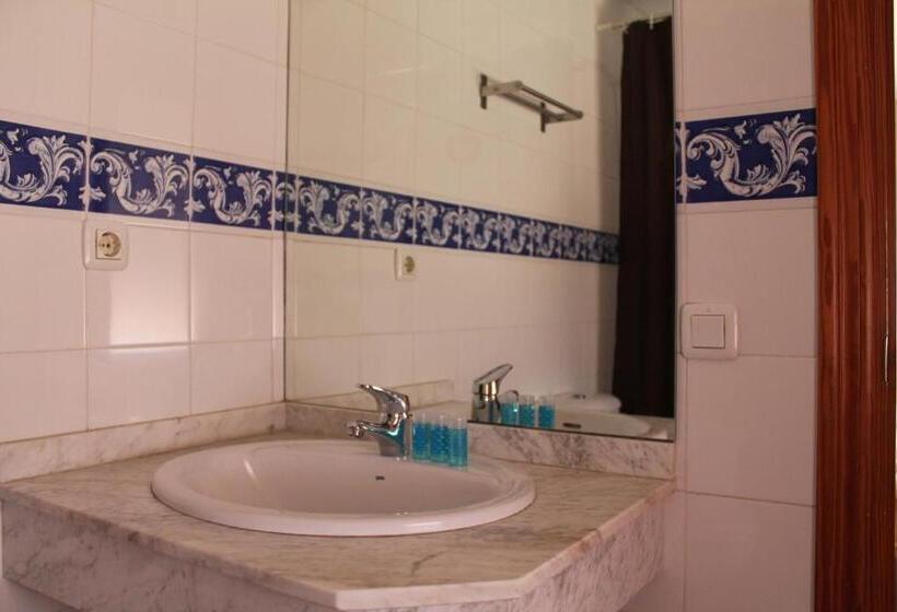 بنسيون Hostal Sabana