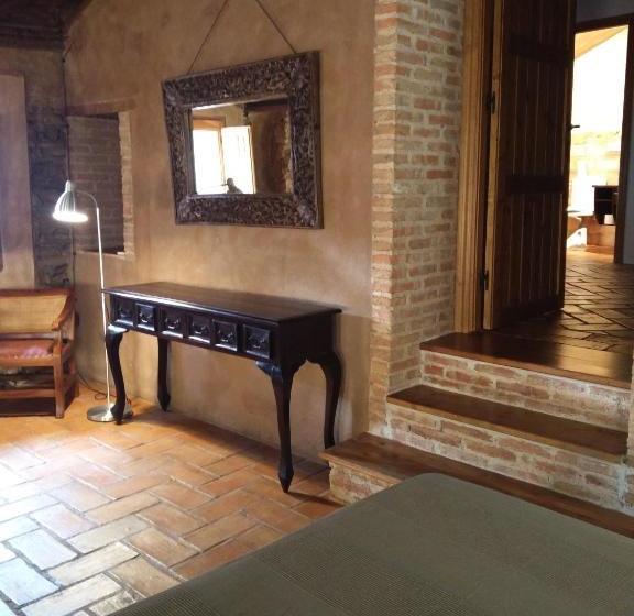بنسيون La Posada Del Corralón