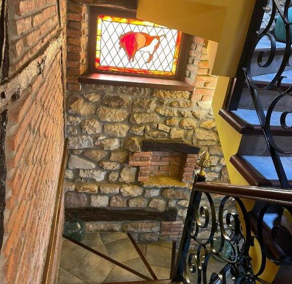 פנסיון Posada La Llosa De Viveda   Adults Only